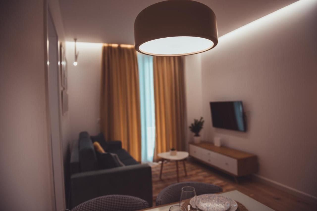 Tam Skanderbeg Square Serviced City Center Apartment No1 Tirana Exterior foto